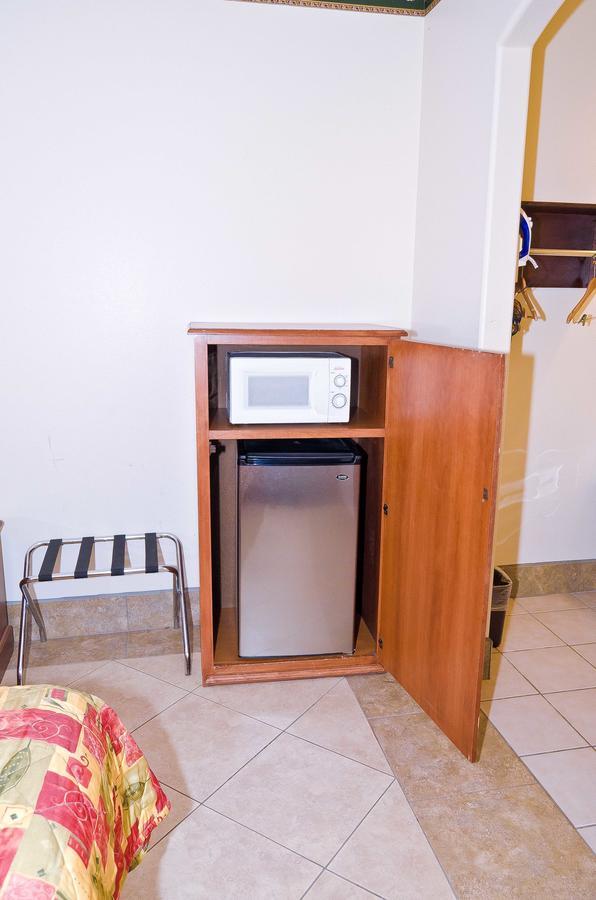 Texas Inn And Suites - Rio Grande Valley Edinburg Eksteriør billede